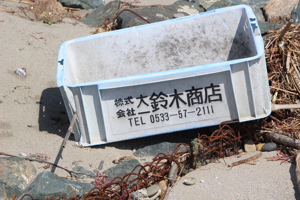 効率的に作業する企業ボランティア