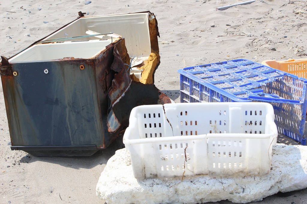 継続的に参加する企業ボランティアの皆さんの熱心な取り組み