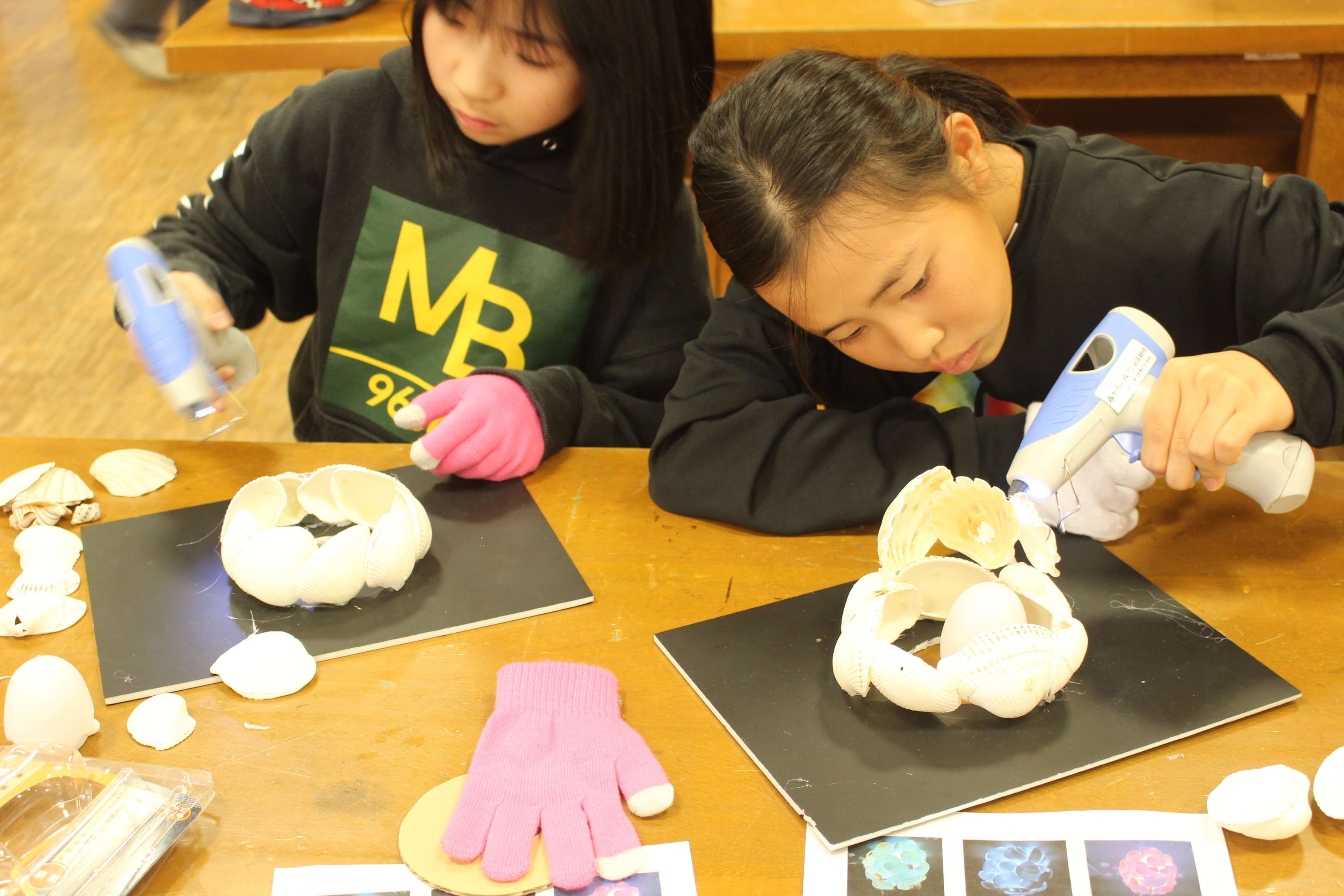 貝のランプシェードつくり05