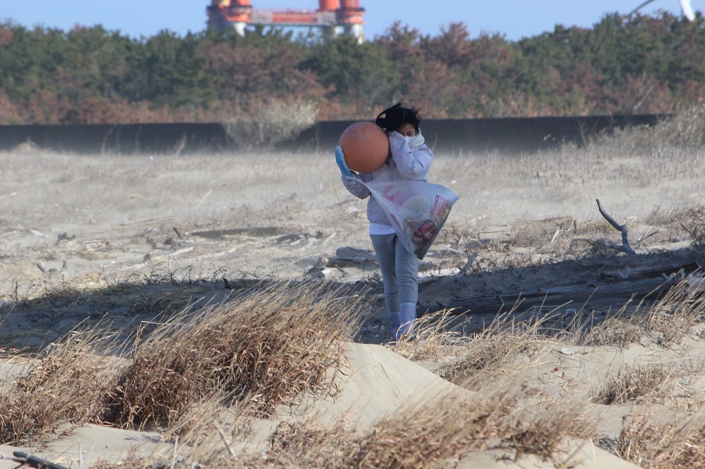 第368回西の浜クリーンアップ活動の様子09