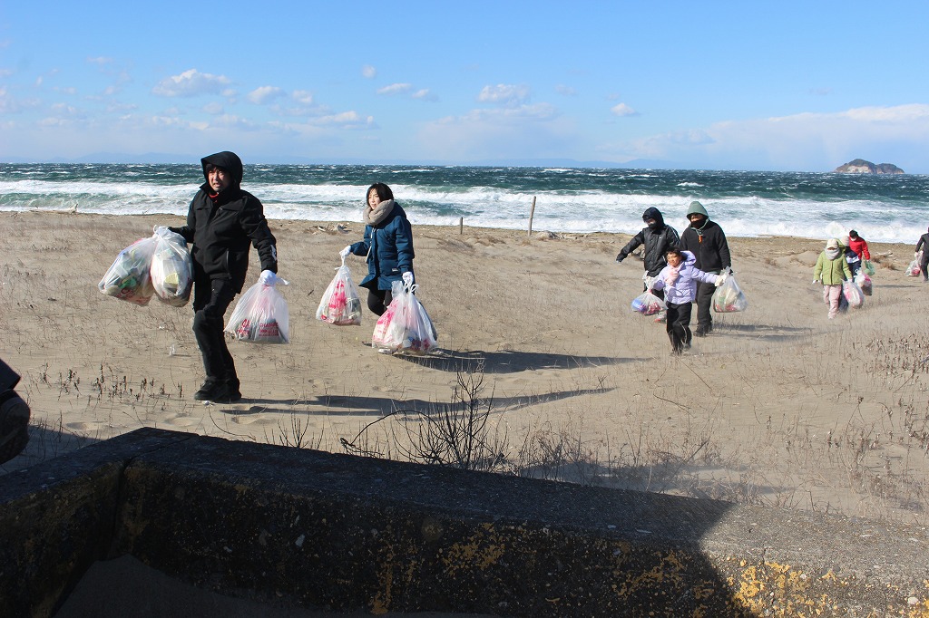 第368回西の浜クリーンアップ活動の様子10